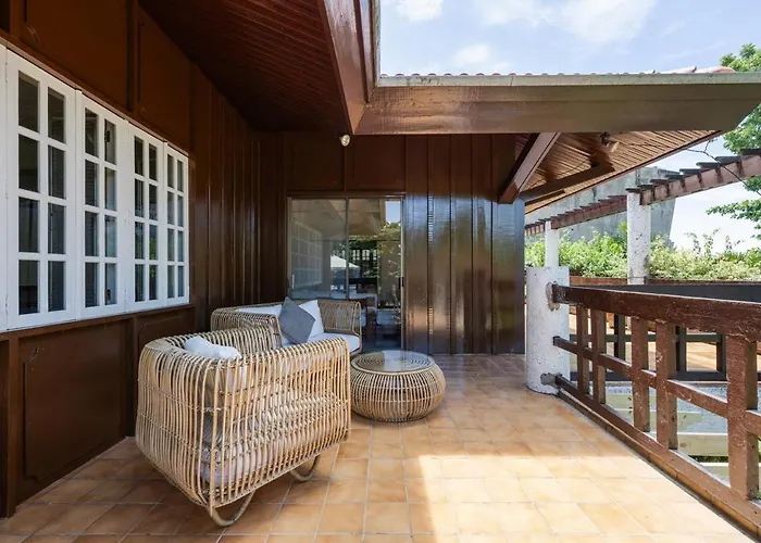 Private In Anza Mactan With Ocean View