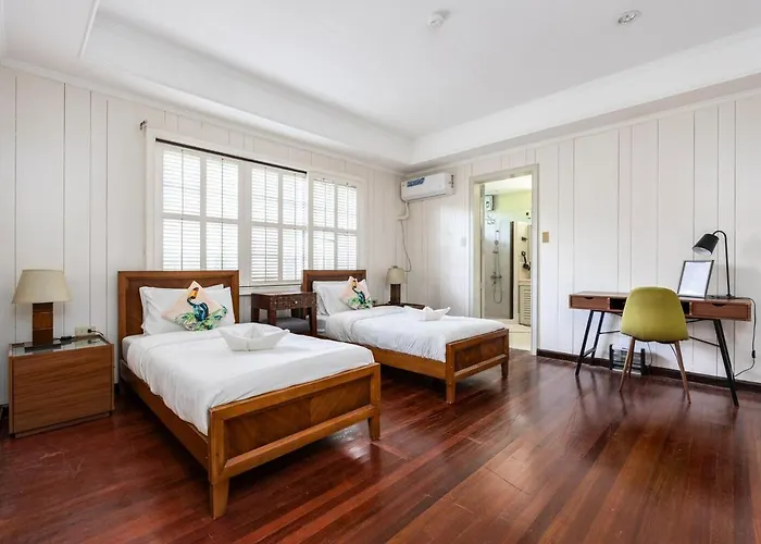 Private In Anza Mactan With Ocean View *