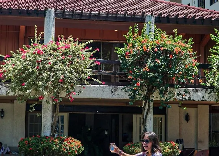 Private In Anza Mactan With Ocean View ヴィラ
