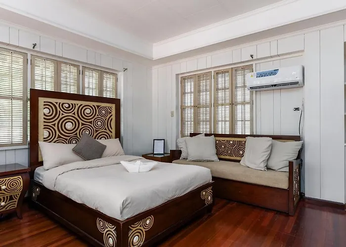 Private In Anza Mactan With Ocean View *